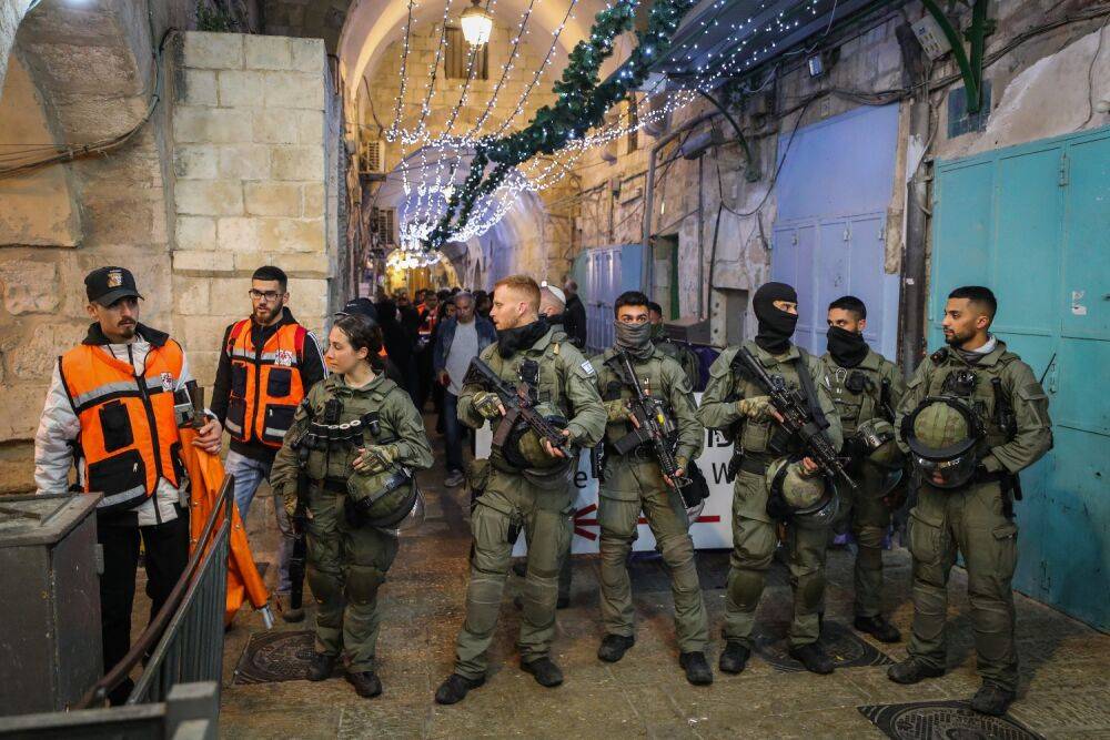 Ночные беспорядки в Иерусалиме, Нацерете, Сахнине и Умм-эль-Фахме, ранен военнослужащий