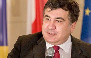 Politico: Саакашвили заявил, что он умирает