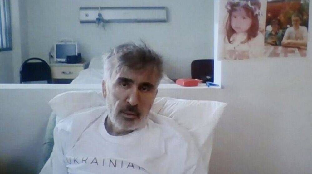 «Я умираю»: Саакашвили попросил отпустить его на лечение за границу