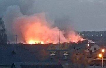 В Воронеже после взрыва в районе авиазавода вспыхнули масштабные пожары