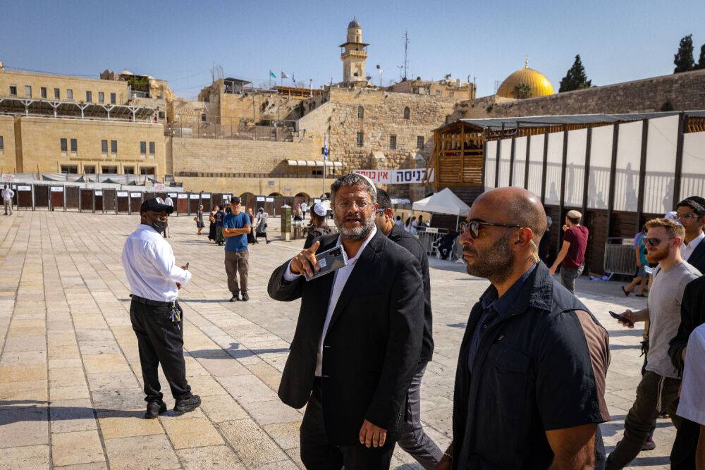 Полиция рекомендует закрыть Храмовую гору для еврейских паломников до конца Рамадана. Бен-Гвир против