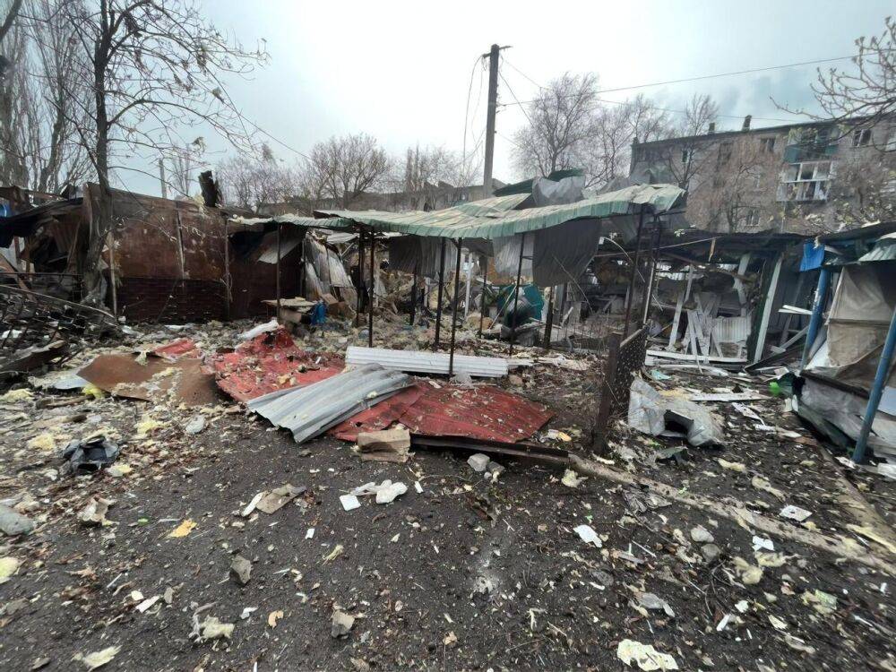 В Донецкой области новые разрушения многоэтажек и частных домов, ранены два человека