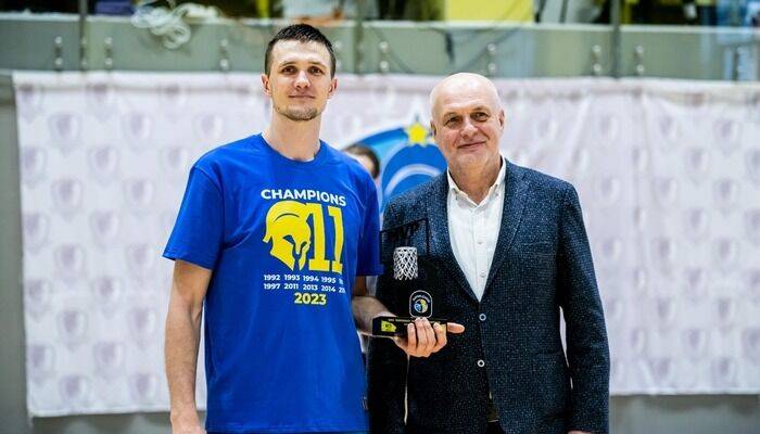 Форвард Будивельника Конев — MVP сезона в Суперлиге