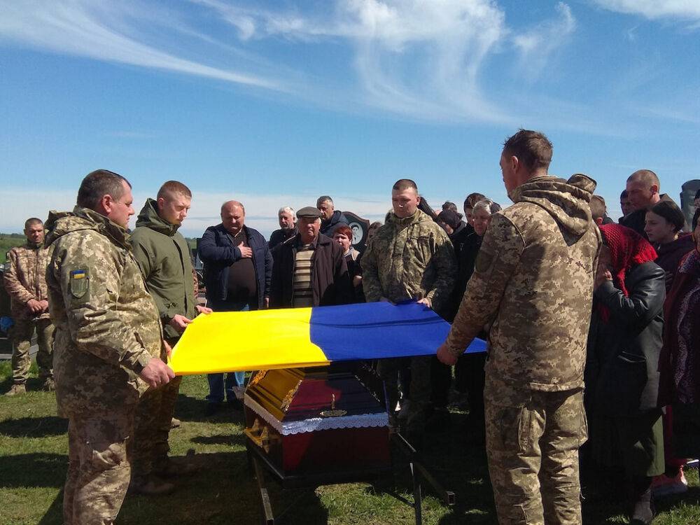 В Одесской области прощались с тремя бойцами ВСУ