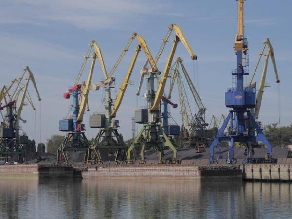 Порт «Измаил» за четыре месяца выполнил годовой план по грузопереработке