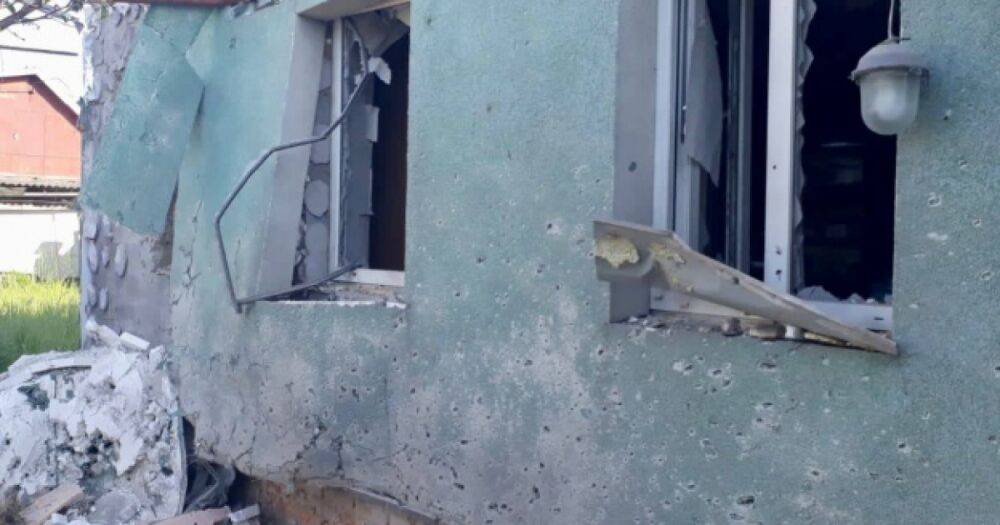 Россияне обстреляли Никополь и Марганец: повреждены дома (ФОТО)