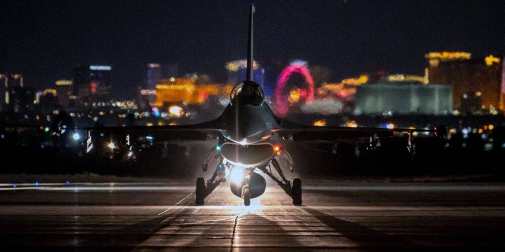 «У оккупантов будет гореть земля под ногами». F-16 могут появиться в небе над Украиной во время наступления ВСУ — Мусиенко