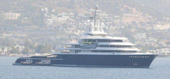 Германия конфисковала предметы роскоши со 115 метровой яхты российского олигарха
