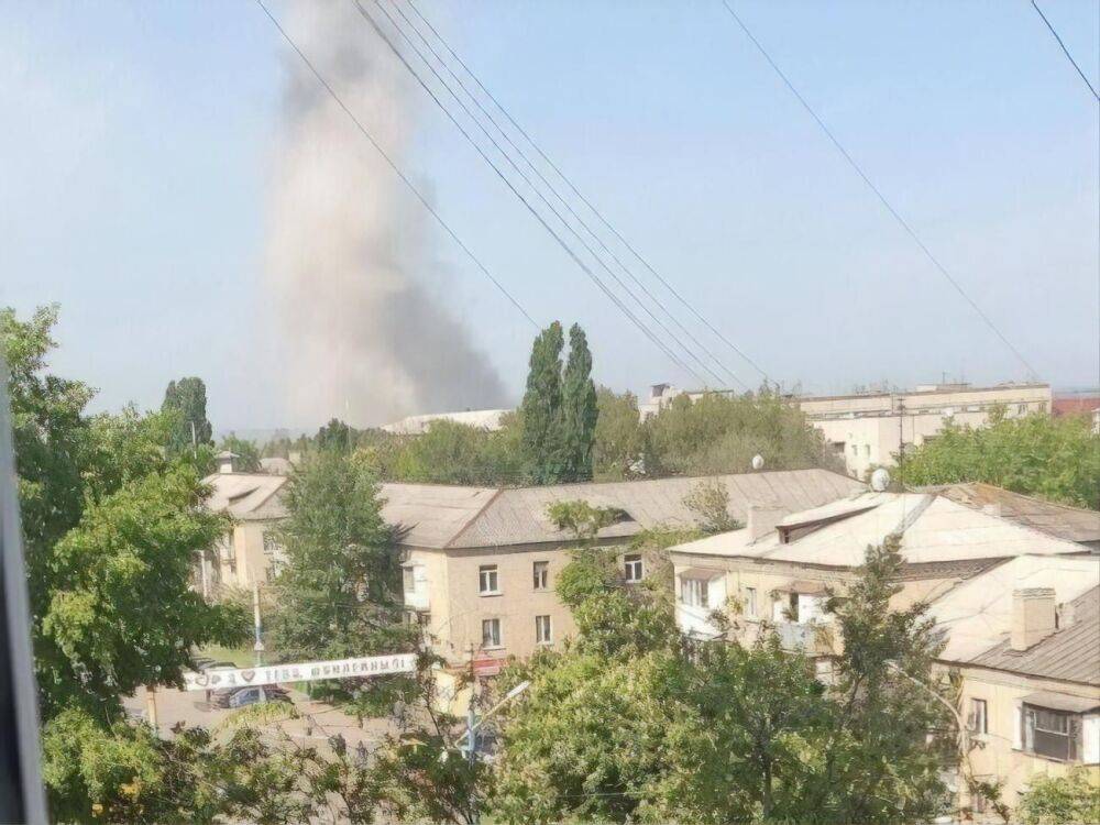 Российские СМИ сообщают о взрывах под Луганском
