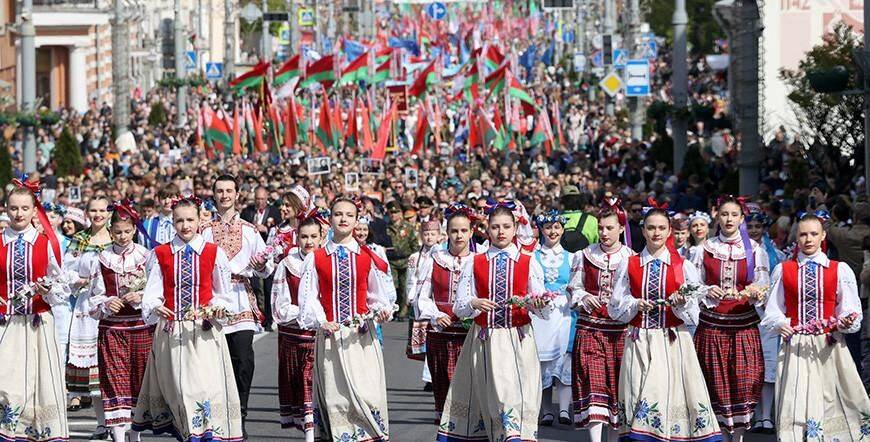 Соцопрос: наиболее значимый государственный праздник для белорусов - День Победы