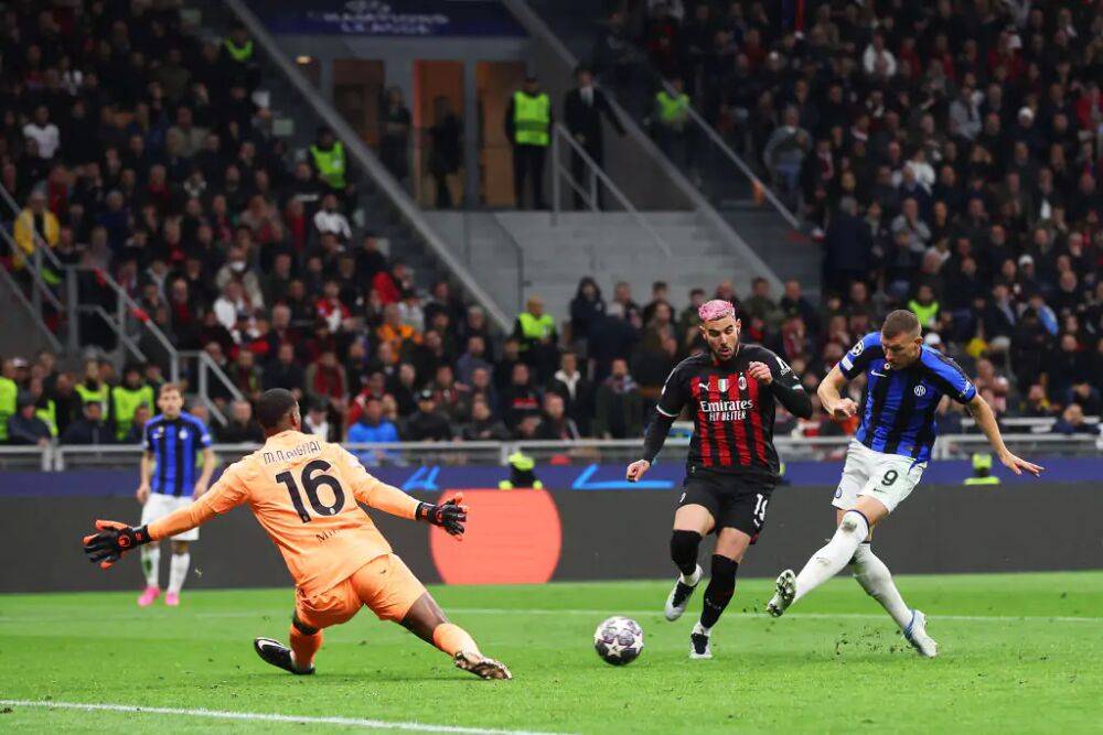 Специя – Милан прямая трансляция матча MEGOGO