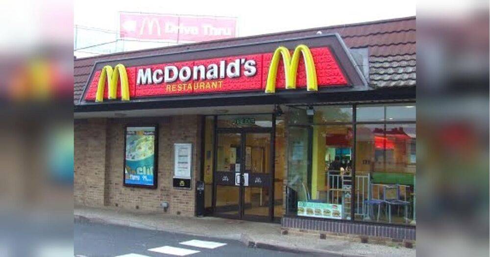 McDonald's возобновил работу еще в двух городах: что известно