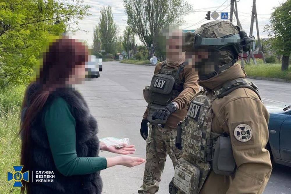 В Херсоне медсестра сдавала РФ данные о военных и перемещениях ВСУ, ее задержали – фото