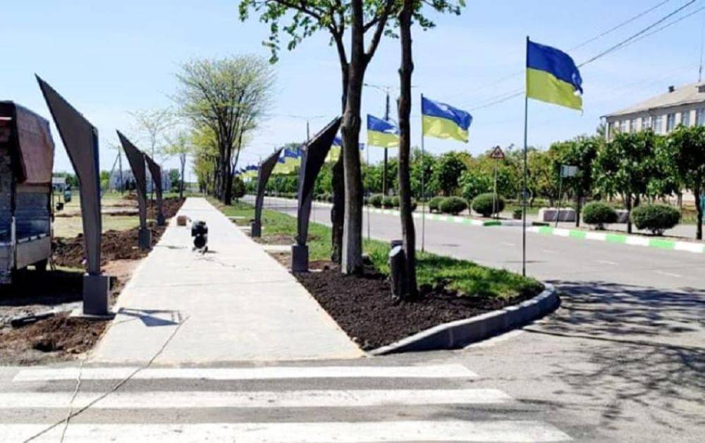 В Доброславе готовят аллею с 50 флагами друзей Украины | Новости Одессы