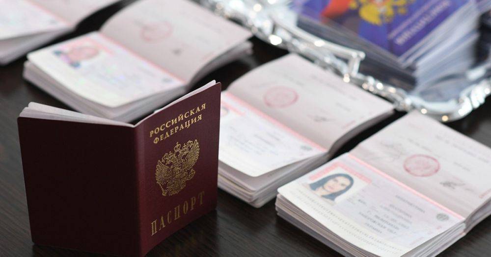 "Признают как иностранцев": оккупанты угрожают украинцам без паспорта РФ, — ЦНС