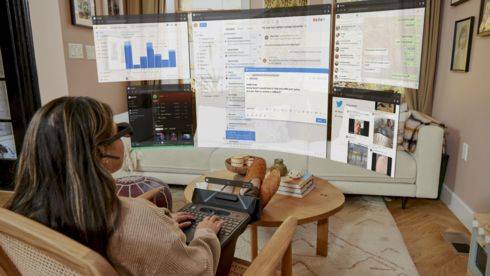 В Израиле впервые выпустили ноутбук без дисплея: изображение проецируется прямо в воздухе