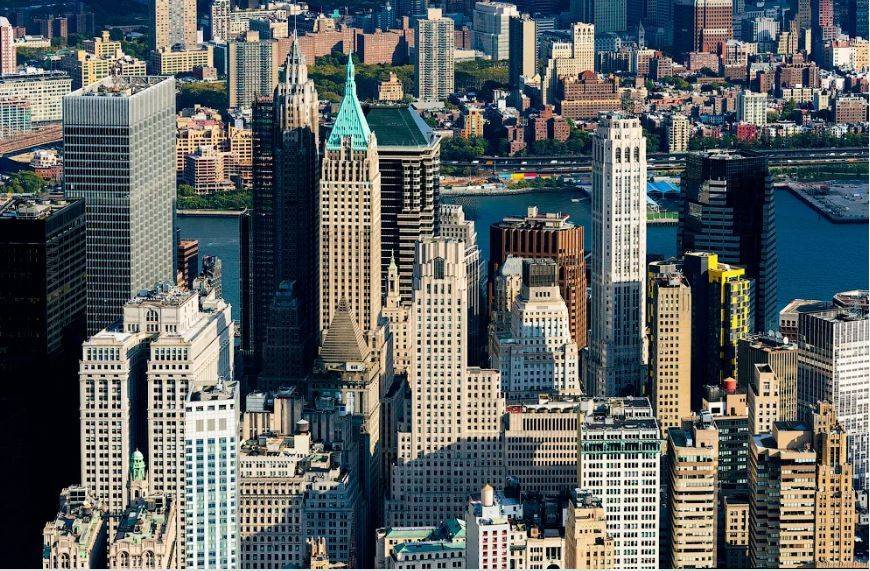 Нью-Йорк уходит под землю под весом небоскребов