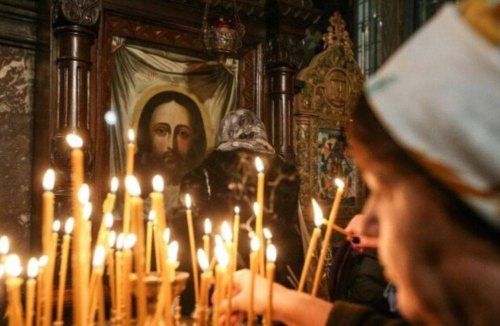 Молитва о Божественном покрове поможет украинцам пережить сложные времена: сильные слова
