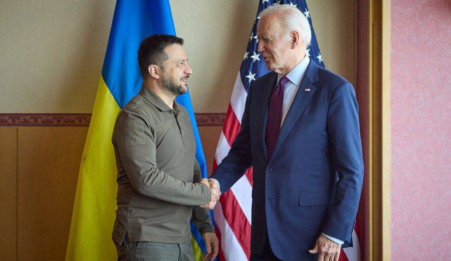 Байден объявил о новом пакете военной помощи США Украине