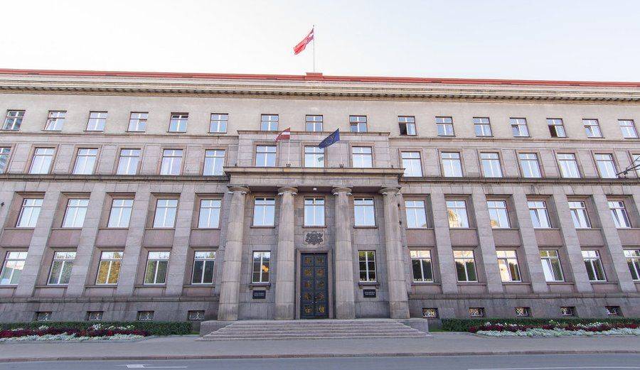 Латвия прекратит охранять резиденцию посла РФ в Юрмале