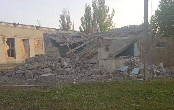 В Херсонской области снаряд РФ убил мужчину, ремонтировавшего крышу дома