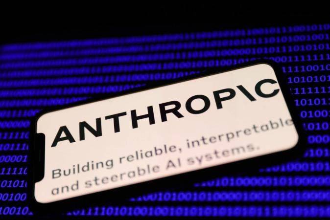 Конкурент OpenAI компания Anthropic привлекла $450 миллионов. Среди главных инвесторов — Google