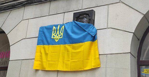В Харькове установят мемориальные доски погибшим выпускникам, врачу и ректору