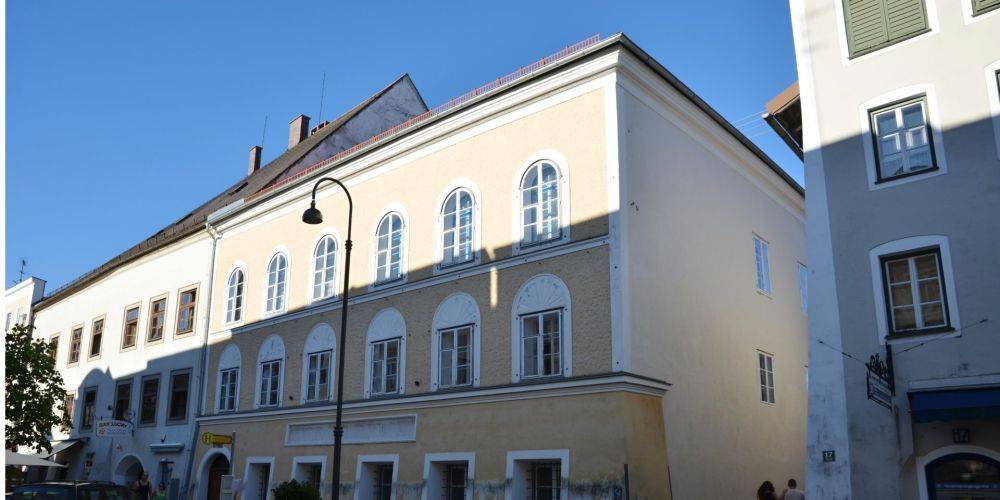 Дом Гитлера в Австрии превратят в центр проведения семинаров по правам человека