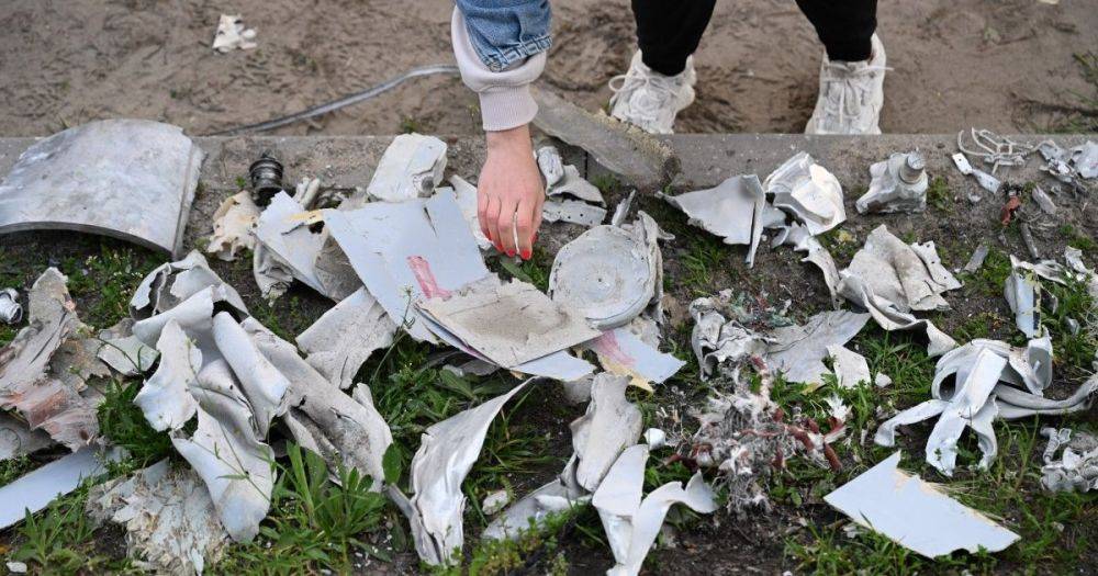Удар ВС РФ по Киеву: обломки ракет попали в жилые районы, – КГВА