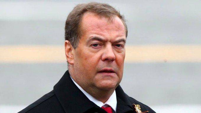 Медведев проболтался о планах Путина: "будет 3 года перемирия, а потом ударим снова..."