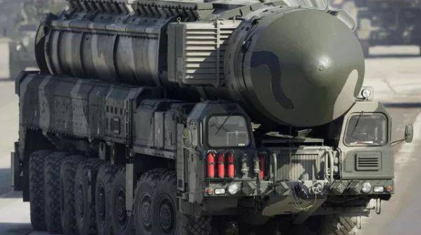 В Белоруссии началось перемещение ядерных боеприпасов