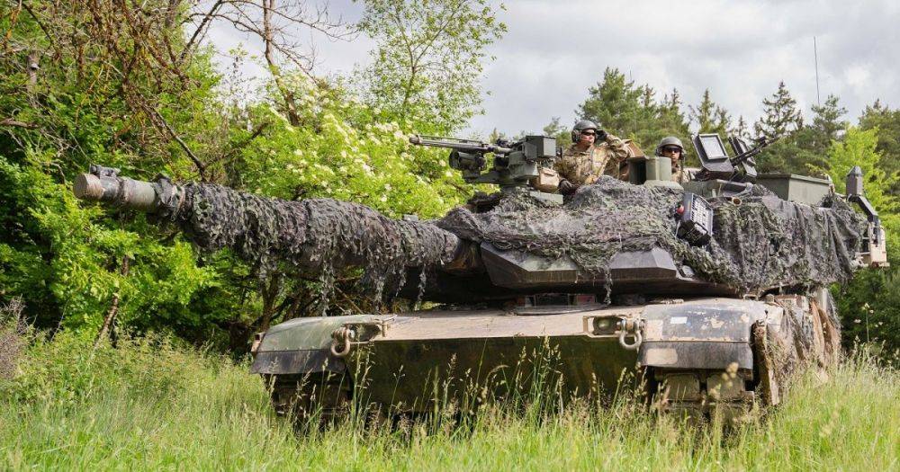 Украинские военные уже тренируются на танках Abrams, — Пентагон
