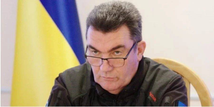«Демонстрируют тупость и упрямство». Данилов отреагировал на ночную атаку россиян по Киеву