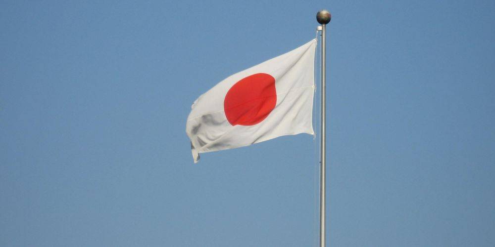 Япония заявила, что уничтожит любую ракету КНДР после предупреждения о запуске спутника