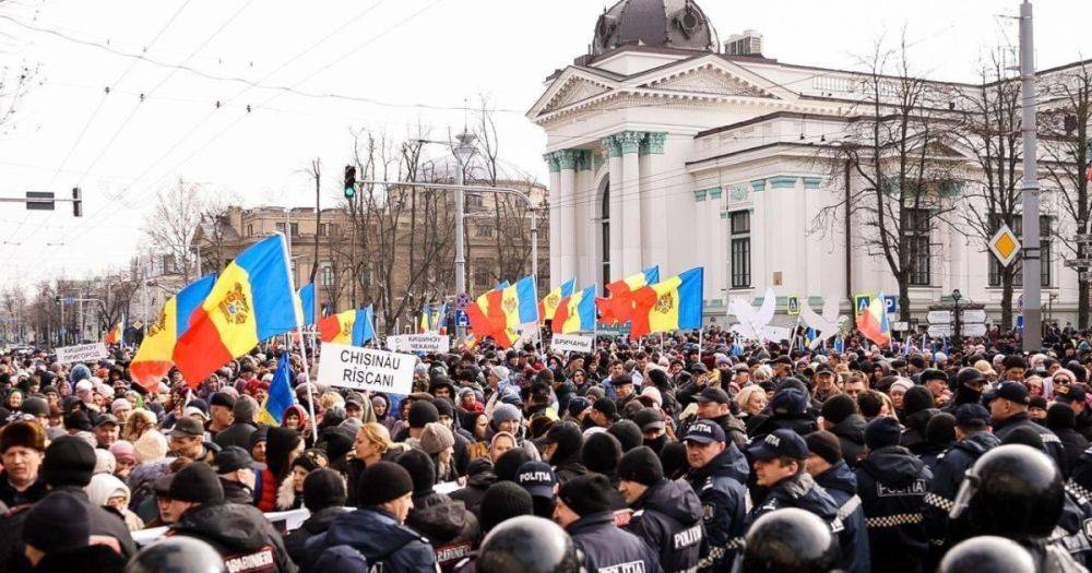 "Кремль не может добраться до нас на танках": в Молдове начнут бороться с пропагандой РФ