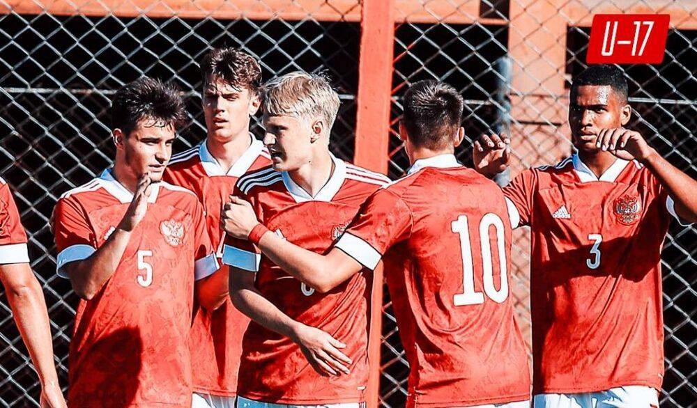 Юношеская сборная России уничтожила «Насьонал» на Кубке БРИКС (7:0) – седьмой гол получился очень курьезным