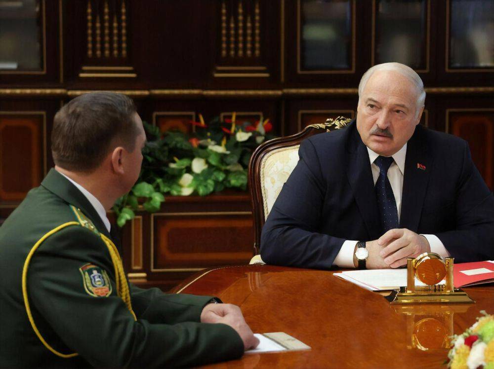Лукашенко уволил главу Госпогранкомитета Беларуси. В ГПСУ пошутили, что это связано с опубликованным роликом с белорусскими пограничниками
