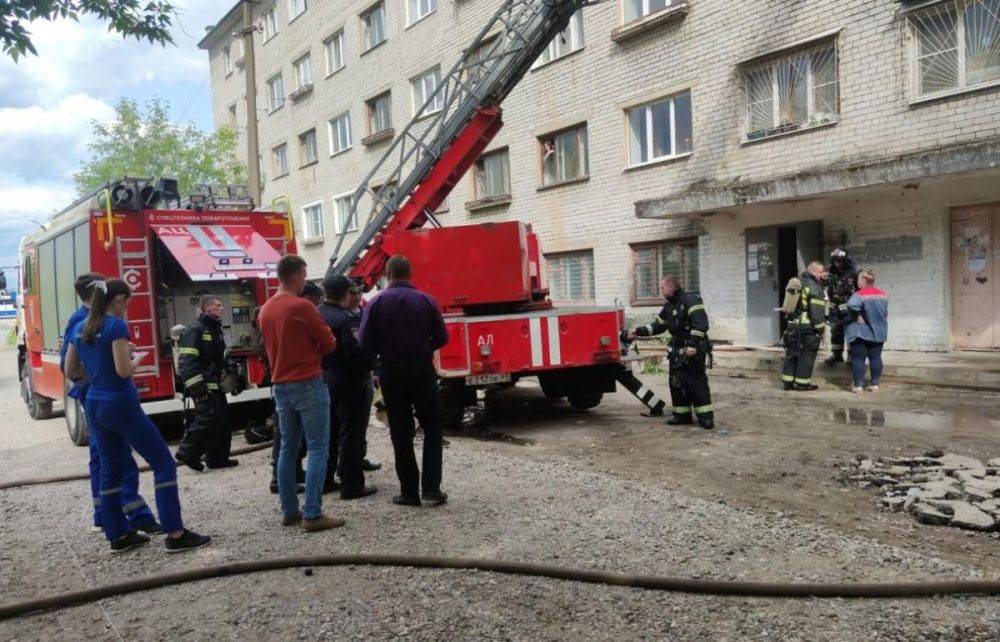 В Твери произошел пожар в общежитии на проспекте Победы
