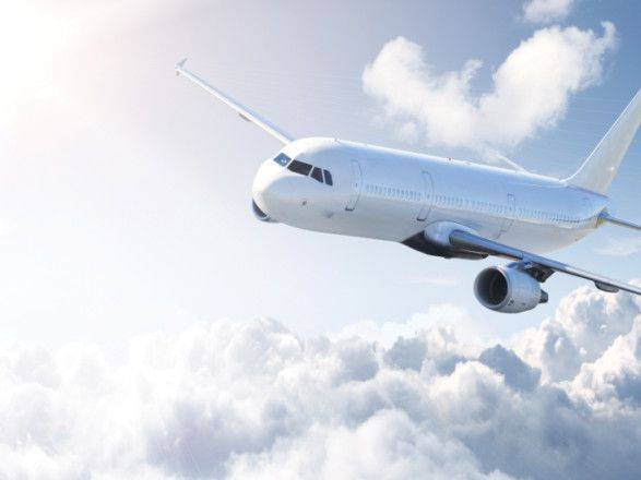 В США пассажирские авиаперевозки в отпуск превысили доковидный уровень