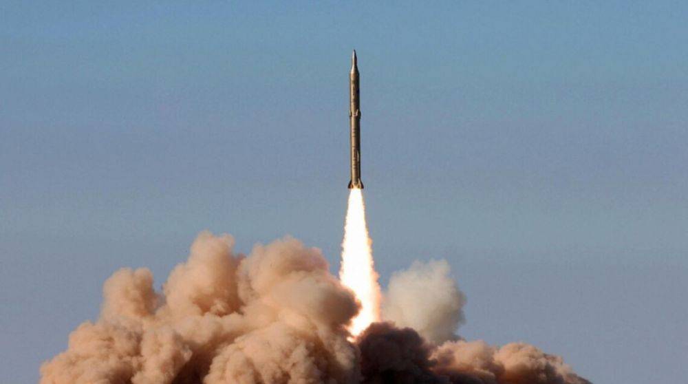 В Японии и Южной Корее объявили воздушную тревогу из-за запуска КНДР ракеты-носителя
