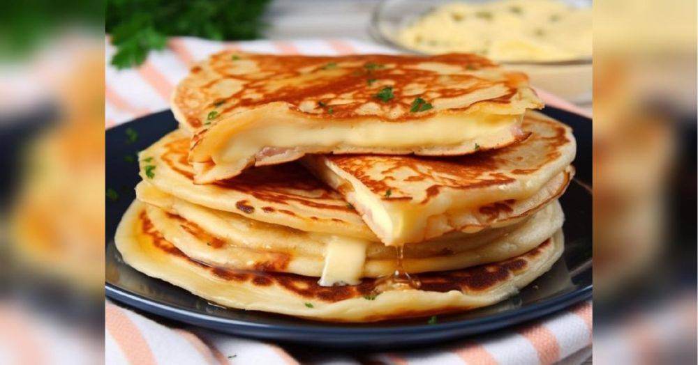 Картофельные блинчики с сыром и ветчиной: готовятся быстро, идеальны для завтрака