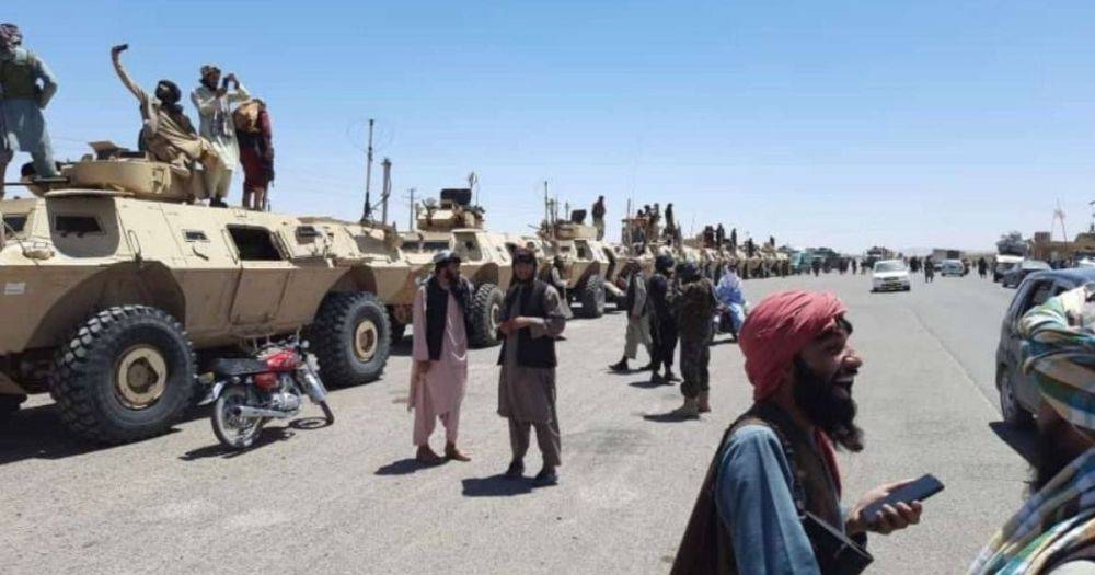 Эскалация в Афганистане: талибы стягивают танки на границу с Ираном (видео)
