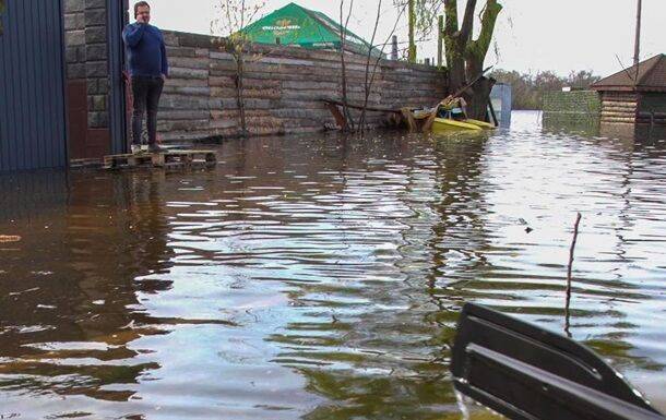 В Киеве снова ускорилось поднятие уровня воды