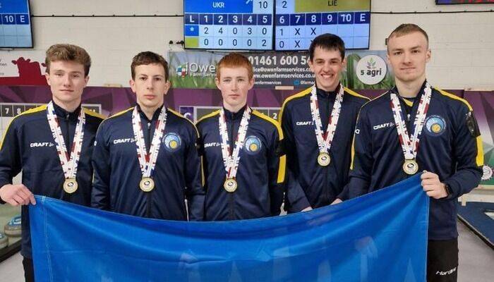 Мужская сборная Украины впервые в истории выиграла чемпионат Европы по керлингу