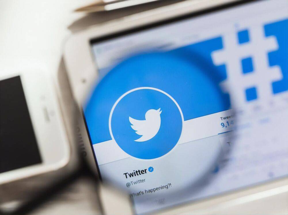 Верифицированные аккаунты в Twitter распространяли фейки о готовящемся ядерном ударе по Киеву после взрыва над Кремлем