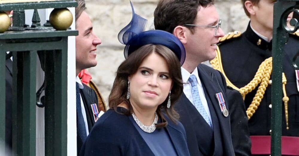 Принцесса Евгения появилась на коронации короля Чарльза в бриллиантовом колье за 130 тысяч фунтов