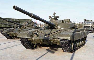 В Гродненской области заметили массовое передвижение танков Т-72Б