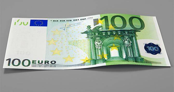 Евро снова начал расти: курс валют на 9 мая