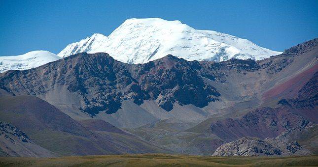 Российско-таджикская экспедиция проводит раскопки в предгорье Памира