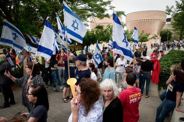 Нетаниягу запретил большинству министров поездку на «Марш Израиля» в Нью-Йорк